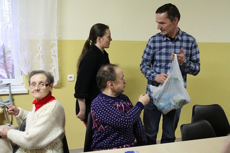 Krzyż Nadziei w schronisku dla bezdomnych w Bielsku-Białej