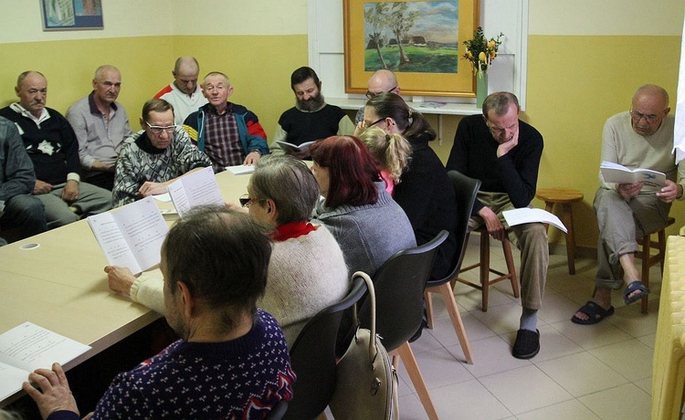 Krzyż Nadziei w schronisku dla bezdomnych w Bielsku-Białej