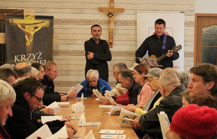 Wieczernik dla ubogich, samotnych i potrzebujących