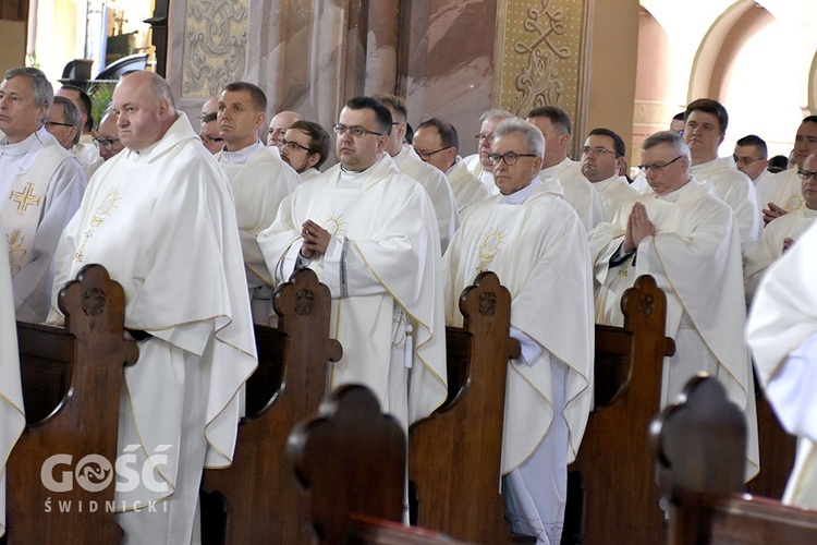 Msza Krzyżma Świętego w świdnickiej katedrze