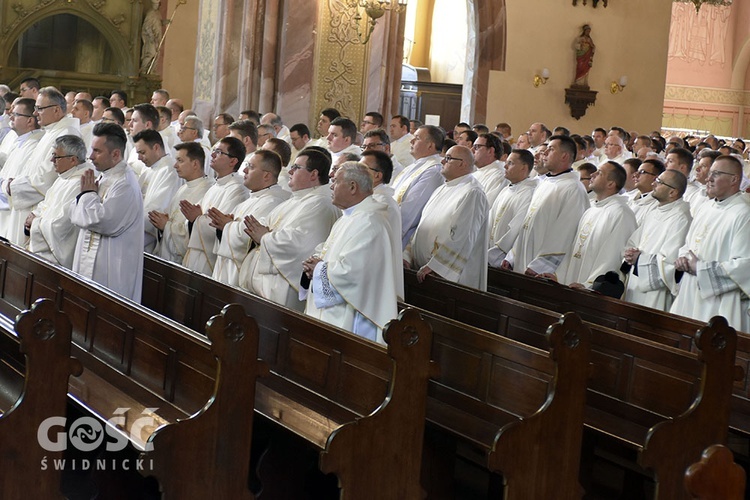 Msza Krzyżma Świętego w świdnickiej katedrze