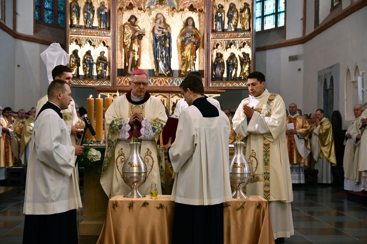 Msza Krzyżma w koszalińskiej katedrze