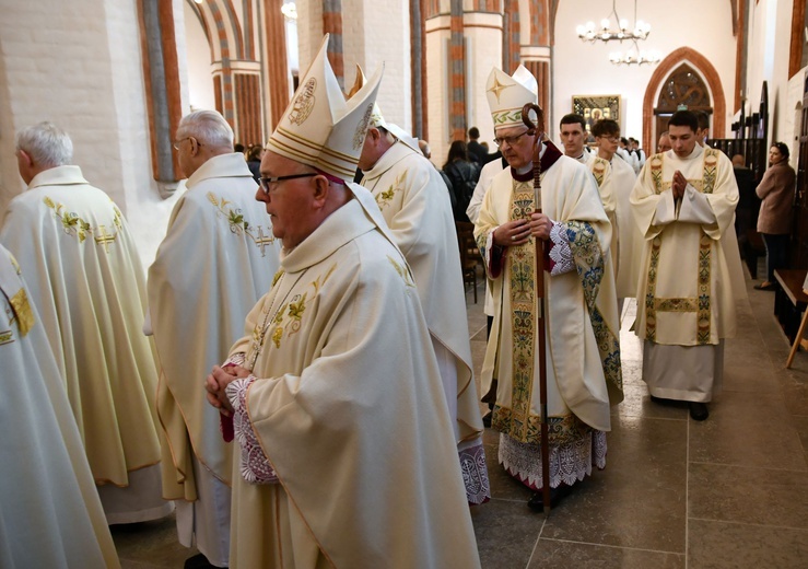 Msza Krzyżma w koszalińskiej katedrze