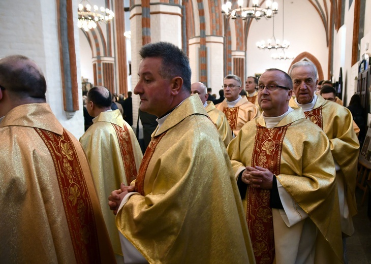 Msza Krzyżma w koszalińskiej katedrze