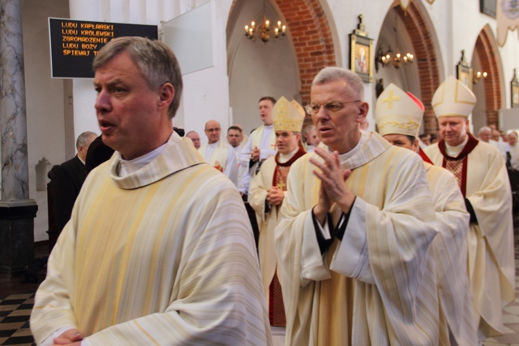 Msza św. Krzyżma w katedrze w Gdańsku-Oliwie