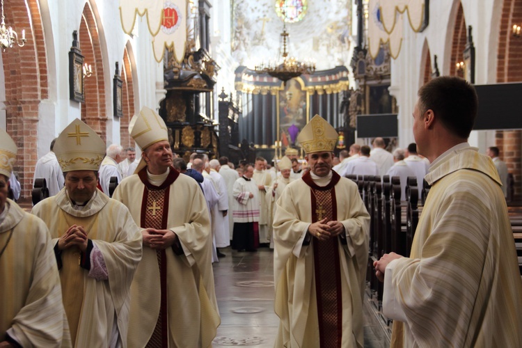 Msza św. Krzyżma w katedrze w Gdańsku-Oliwie