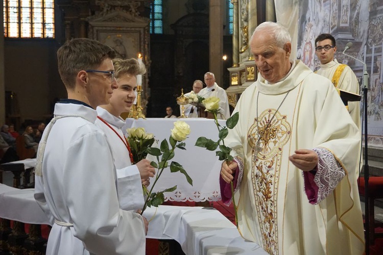 Wielki Czwartek. Msza Wieczerzy Pańskiej w świdnickiej katedrze