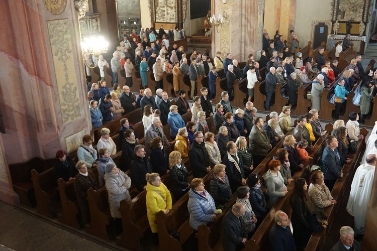 Wielki Czwartek. Msza Wieczerzy Pańskiej w świdnickiej katedrze