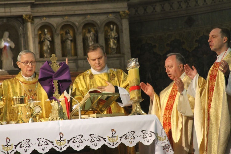 Msza Wieczerzy Pańskiej w katedrze płockiej