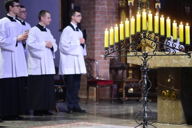 Ciemna jutrznia w olsztyńskiej konkatedrze św. Jakuba