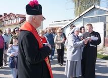 Wielki Piątek - Droga Krzyżowa w parafii Miłosierdzia Bożego