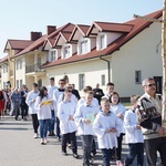 Wielki Piątek - Droga Krzyżowa w parafii Miłosierdzia Bożego