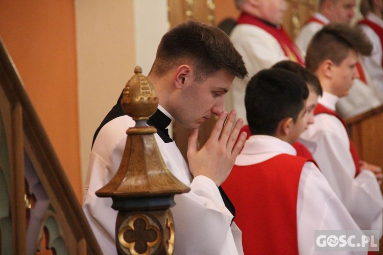 Liturgia Wielkiego Piątku w zielonogórskiej konkatedrze