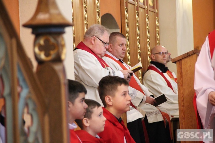 Liturgia Wielkiego Piątku w zielonogórskiej konkatedrze