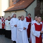 Liturgia Wielkiego Piątku w zielonogórskiej konkatedrze