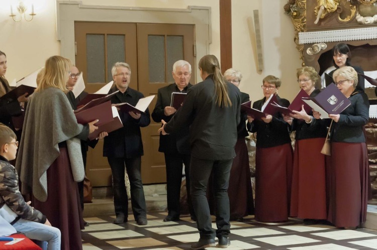 Msza Święta Wieczerzy Pańskiej w Kudowie Zdrój-Czermnej