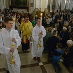Wielkopiątkowa liturgia w katedrze w Radomiu