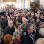 Wielkopiątkowa liturgia w katedrze w Radomiu