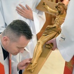 Wielkopiątkowa liturgia w katedrze w Radomiu