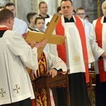 Wielkopiątkowa liturgia w katedrze w Radomiu