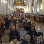 Wielkopiątkowa liturgia w katedrze w Radomiu