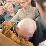 Wielkopiątkowa liturgia w katedrze w Radomiu