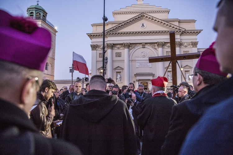 Droga Krzyżowa Macieja Musiała. I tysięcy warszawiaków