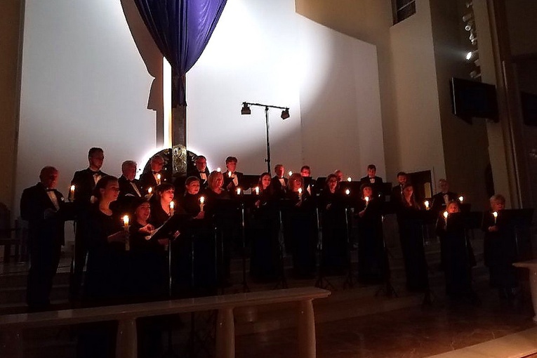 Wielkoczwartkowy koncert w sanktuarium fatimskim