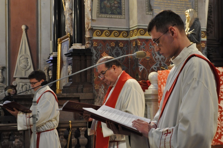 Wielki Piątek w katedrze płockiej