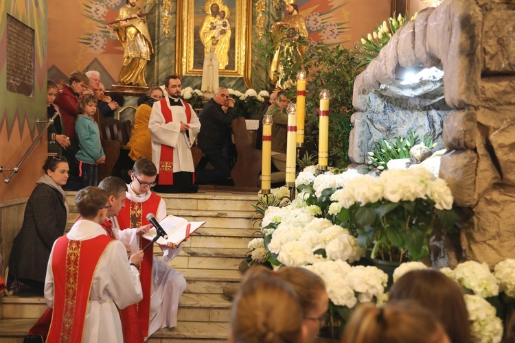 Wielki Piątek w konkatedrze w Żywcu - 2019