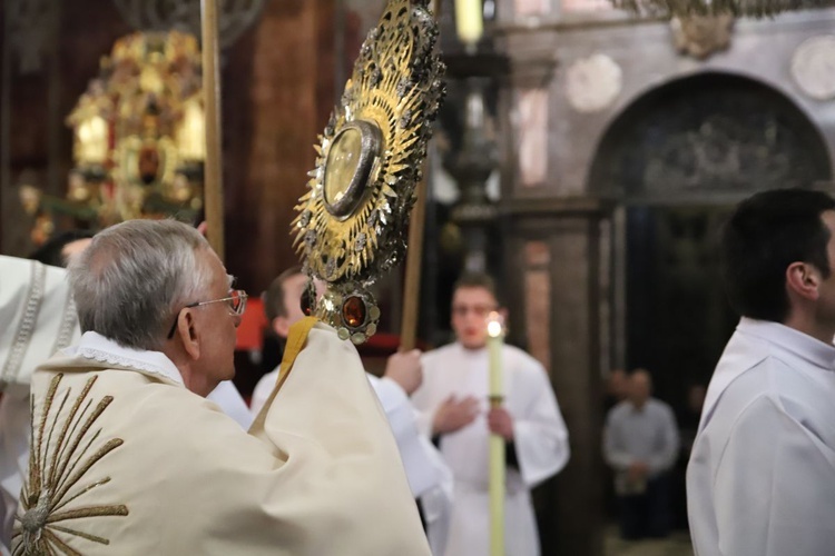 Wielki Piątek 2019 w katedrze wawelskiej