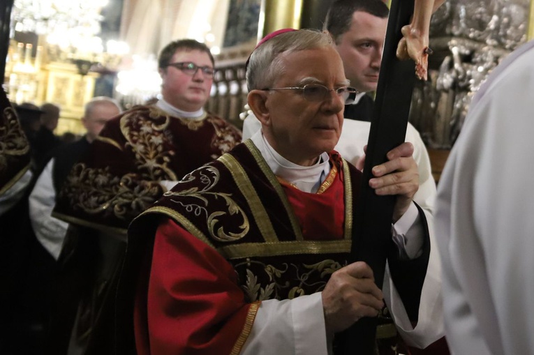 Wielki Piątek 2019 w katedrze wawelskiej