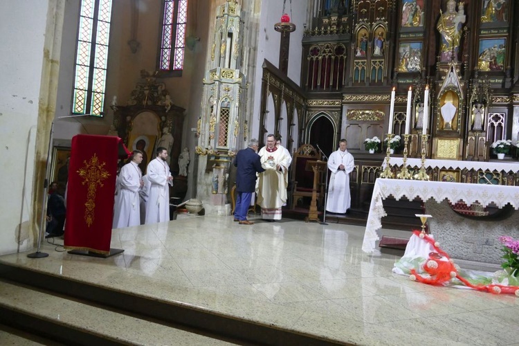 Wielki Czwartek. Liturgia Wieczerzy Pańskiej w Strzegomiu