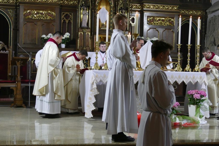 Wielki Czwartek. Liturgia Wieczerzy Pańskiej w Strzegomiu