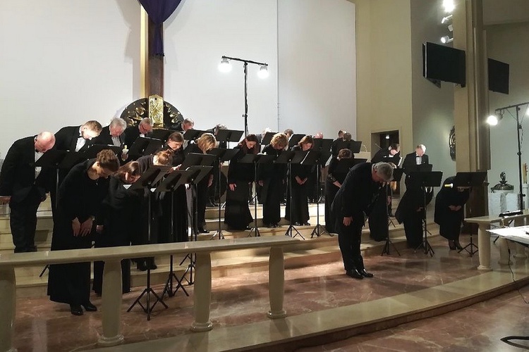 Wielkoczwartkowy koncert w sanktuarium fatimskim