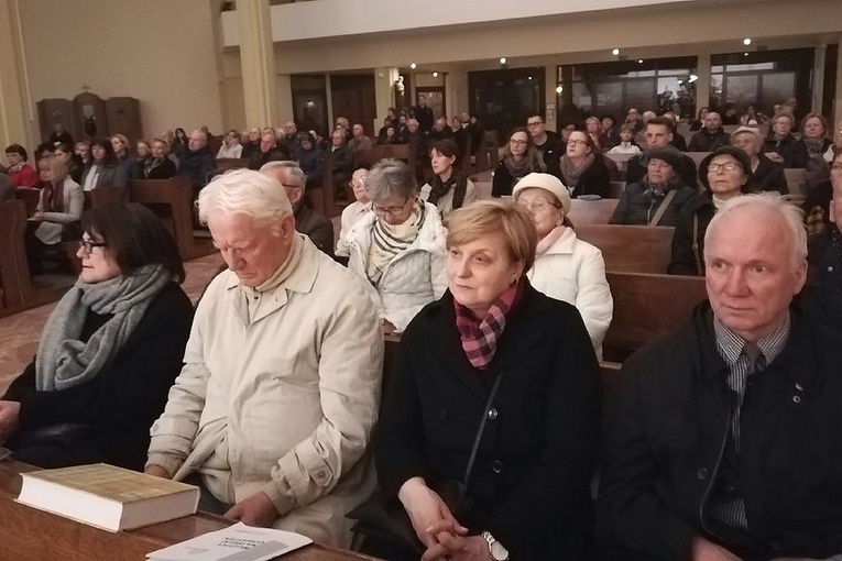 Wielkoczwartkowy koncert w sanktuarium fatimskim