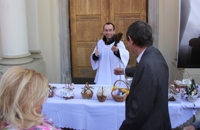 Święcenie pokarmów w Wielką Sobotę