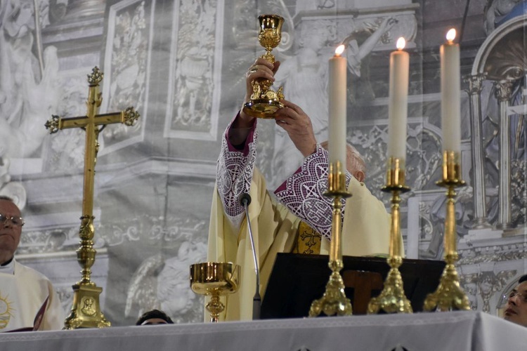 Wigilia Paschalna z bp. Ignacym w świdnickiej katedrze