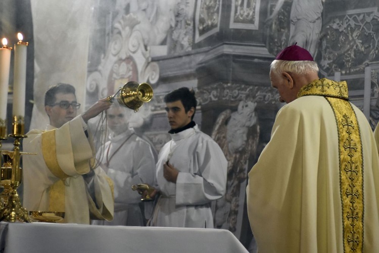 Wigilia Paschalna z bp. Ignacym w świdnickiej katedrze