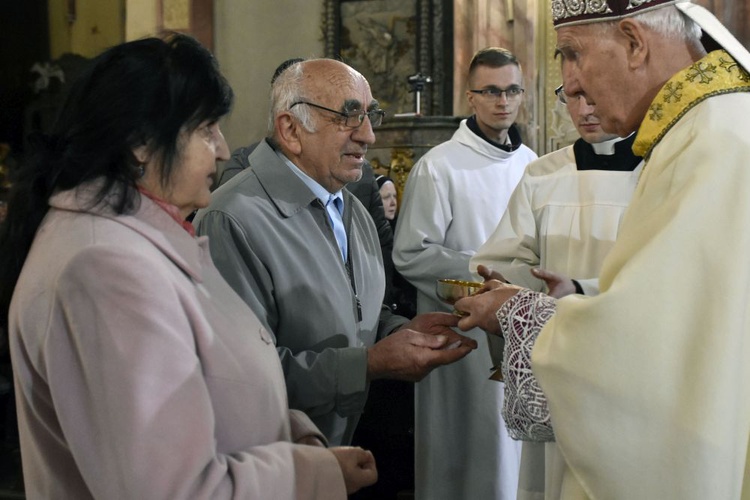 Wigilia Paschalna z bp. Ignacym w świdnickiej katedrze