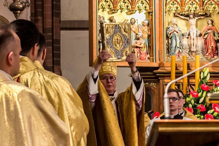 Niedziela Zmartwychwstania Pańskiego w olsztyńskiej katedrze