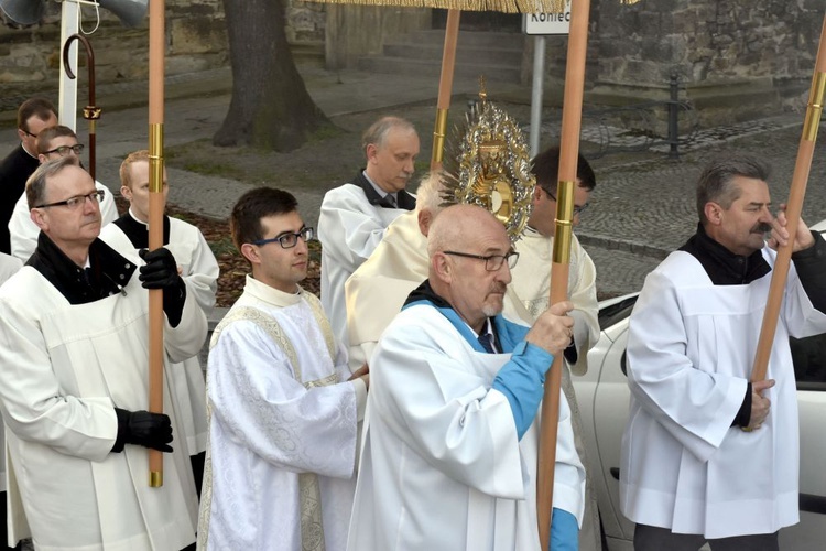 Msza rezurekcyjna w świdnickiej katedrze