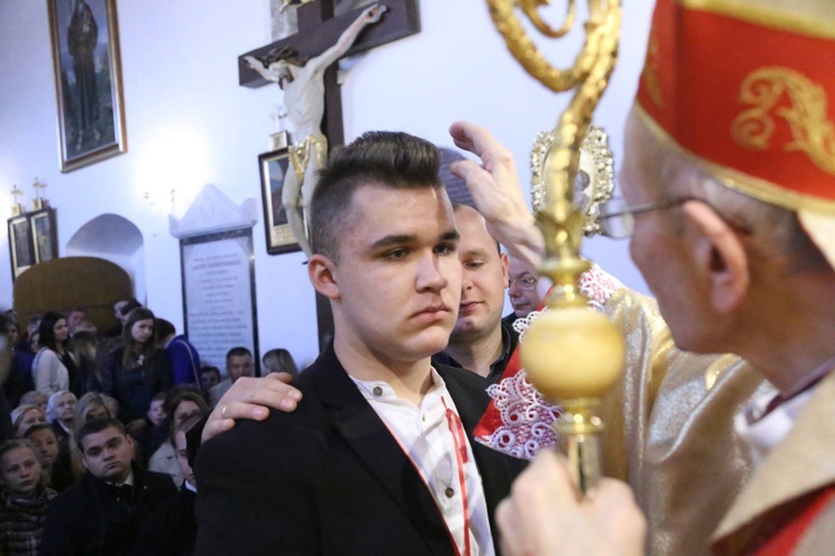 Bierzmowanie w Tropiu