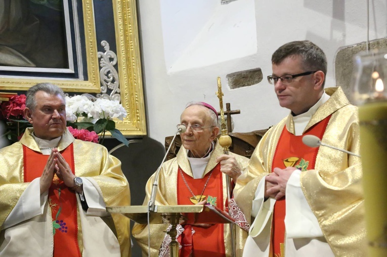 Bierzmowanie w Tropiu