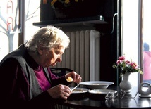 W ramach projektu do kilkunastu starszych osób  zawita raz w tygodniu gość z ciepłym jedzeniem.