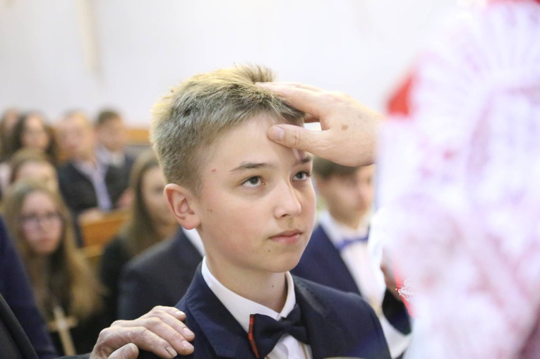 Bierzmowanie w Limanowej Sowlinach