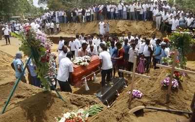 Bilans ofiar śmiertelnych ataków na Sri Lance wzrósł do 359