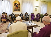 Dotychczasowi wrogowie: prezydent Sudanu Południowego – katolik z plemienia Dinka oraz były wiceprezydent – członek plemienia Nuer, protestant, zostali zaproszeni do Rzymu, gdzie spotkali się z papieżem.