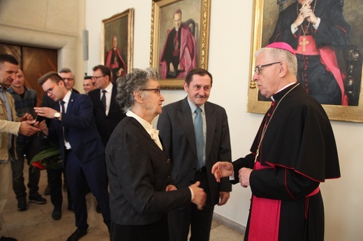 Życzenia wielkanocne w katowickiej kurii