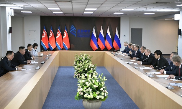 Koniec szczytu Putin-Kim; prezydent Rosji zadowolony z wyników.